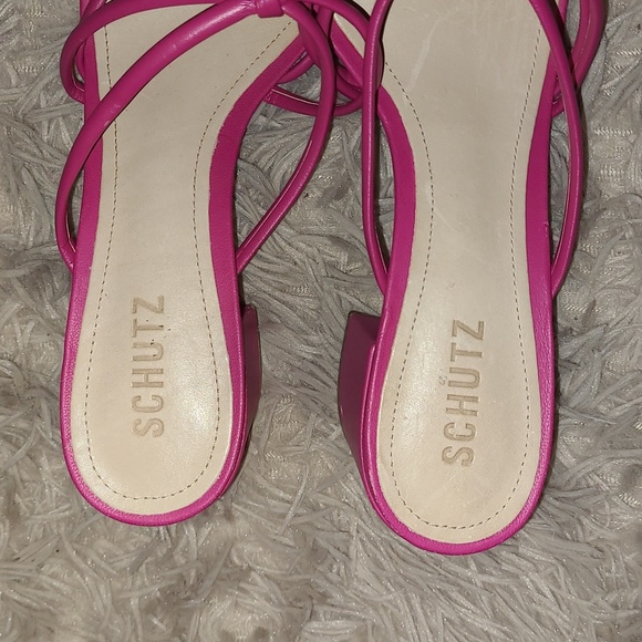 SCHUTZ☆Princey Strappy Block Heel Sandal in hot pink. - Picture 6 of 8